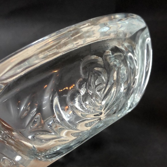 Vintage KIG INDONESIA Ashtray Pressed Glass Rose Pattern 4 Rest Cigarette Cigar - Picture 4 of 10